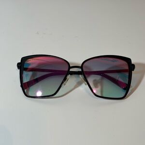 Diff Becky Stylish Black and Gray Oversized Sunglasses Women’s Size 58-16-145